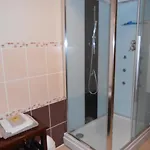 La Dame Blanche Bed & Breakfast *