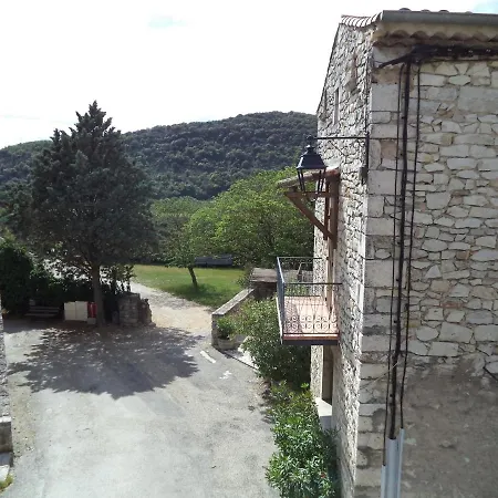 Bed & Breakfast La Dame Blanche Saint-Maurice-d'Ibie