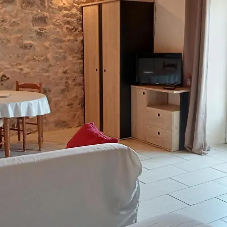 La Dame Blanche Bed & Breakfast